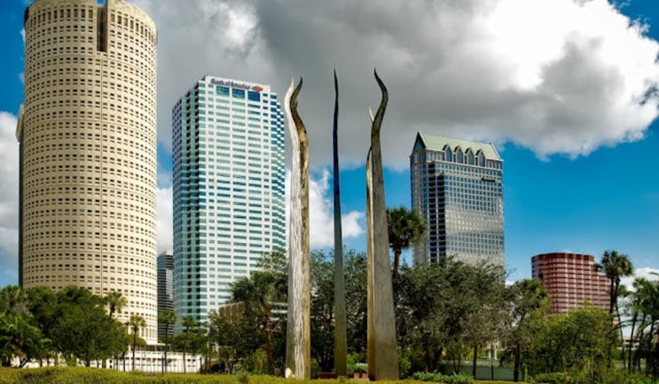 A Complete Moving Guide to Tampa, Florida Tips & Insights