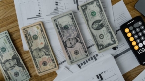 Countries That Pay You to Move